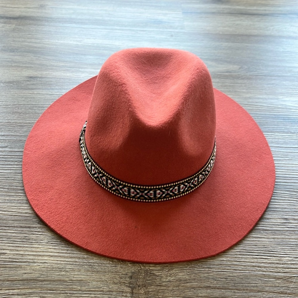 NWT Rip Curl Coral Felt Hat